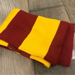 USC Harry Potter scarf